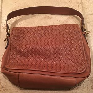 Cole Haas Handbag! Great woven leather!
